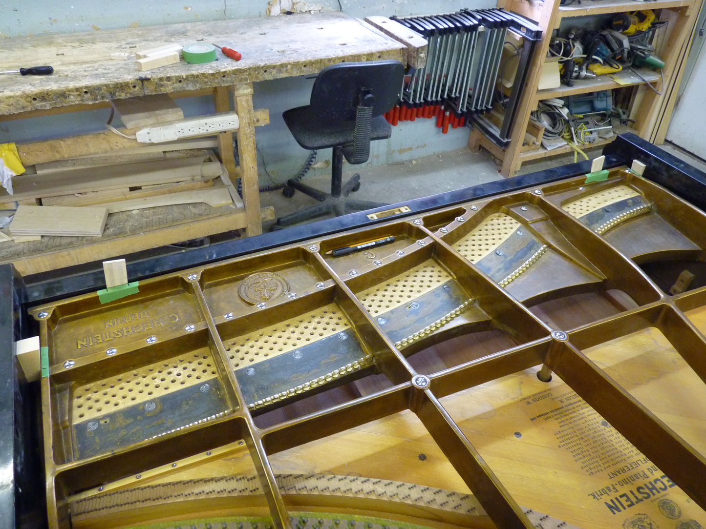 Diapositive de remplacement du sommier Bechstein à queue