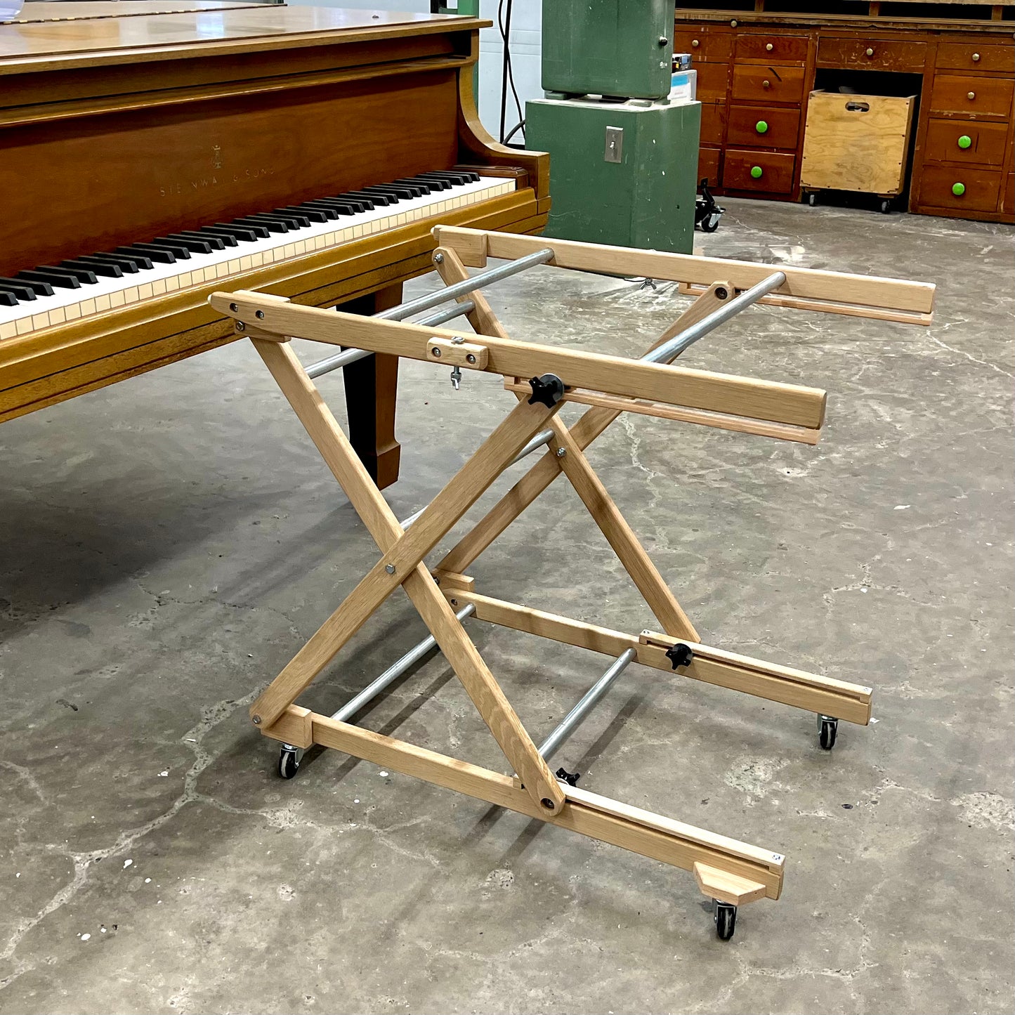 Edwards Grand Action Caddy