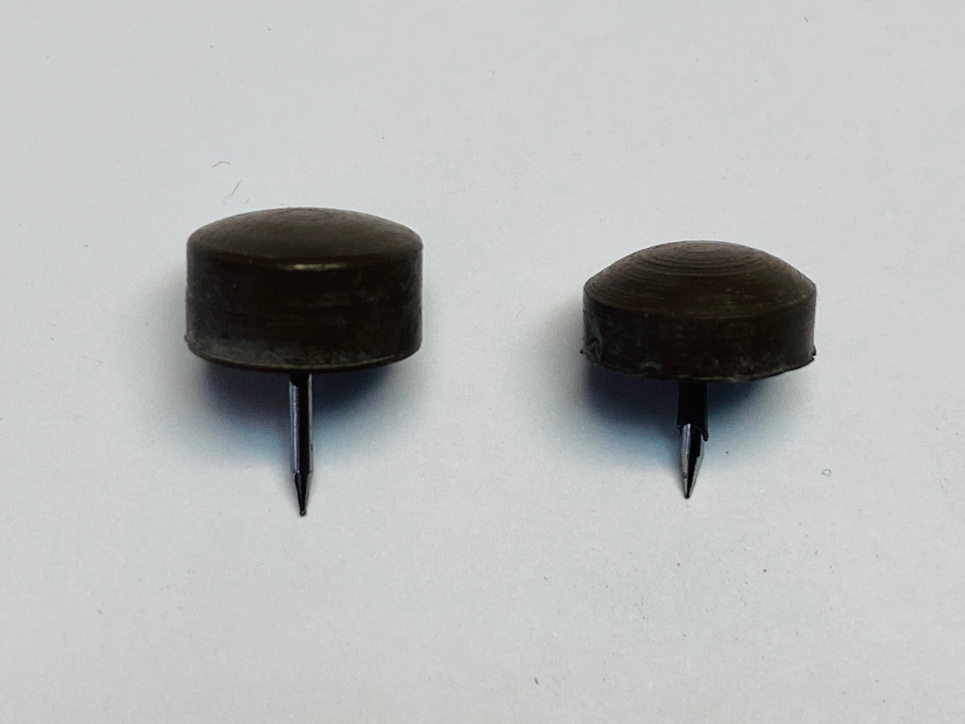 Rubber head nails (Brown)