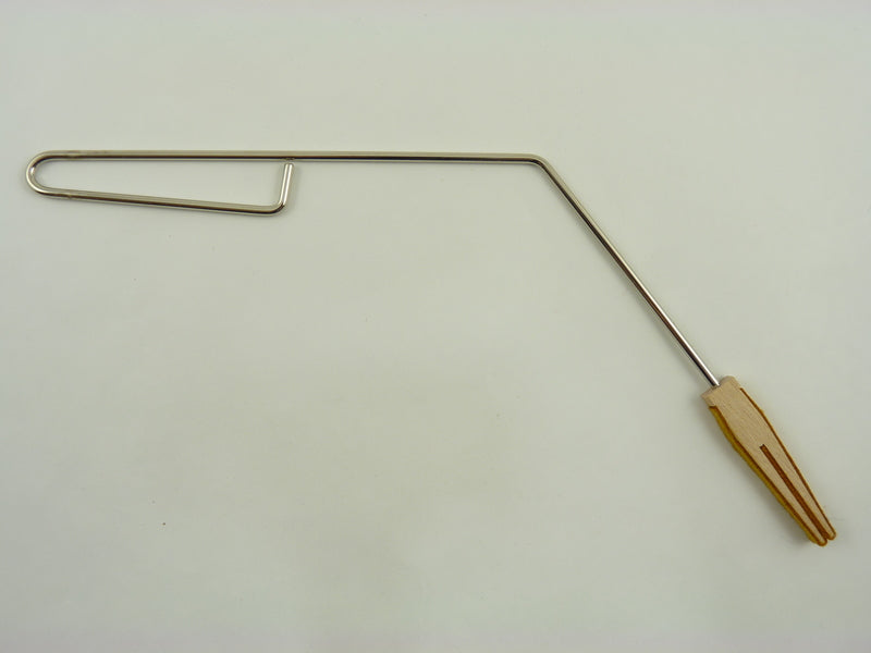 Sourdine en bois avec tige pliée