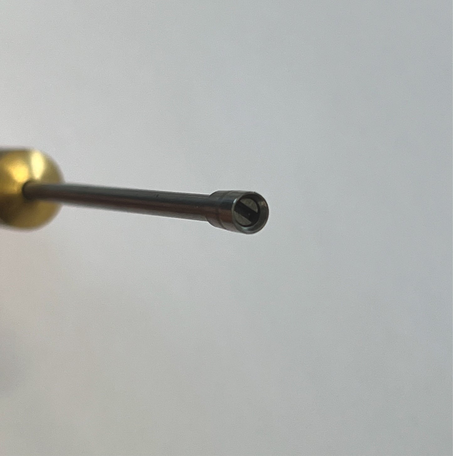 Double end drop screwdriver