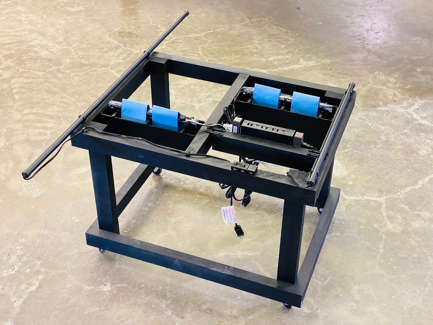 Dampp-Chaser rolling scene stand (with system)